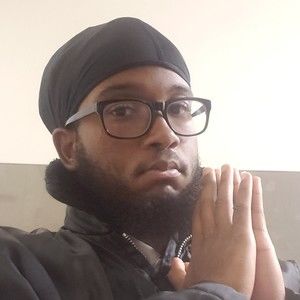 Meet your Posher, Derrick